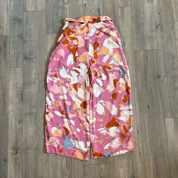 NATIVE YOUTH Multicolor High Waisted Cropped Pants Size XS NWT - Picture 8 of 8